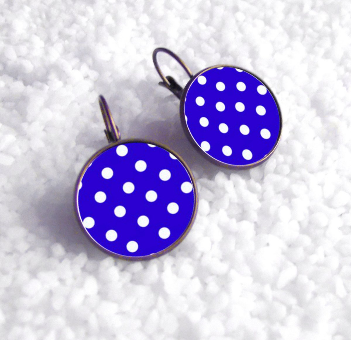 Náušnice z pryskyřice