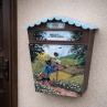 Ručně malovaná poštovní schránka – krajina 