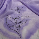 Fialový šátek s květinami