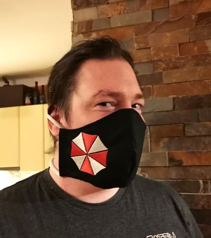 Tvarovaná rouška - Vyšívaná  Umbrella