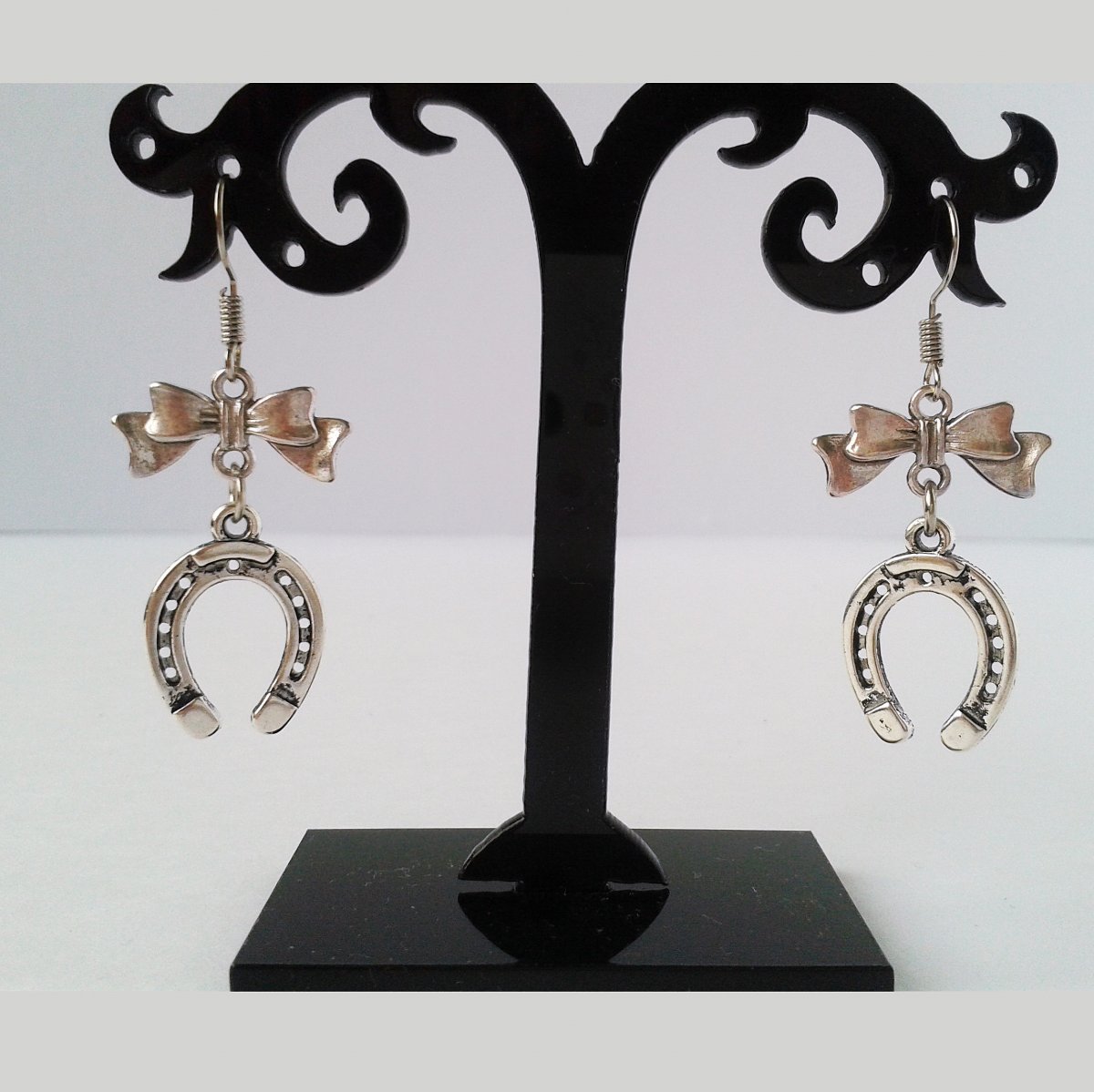 aiv0932	Vánoční náušnice - podkovičky 