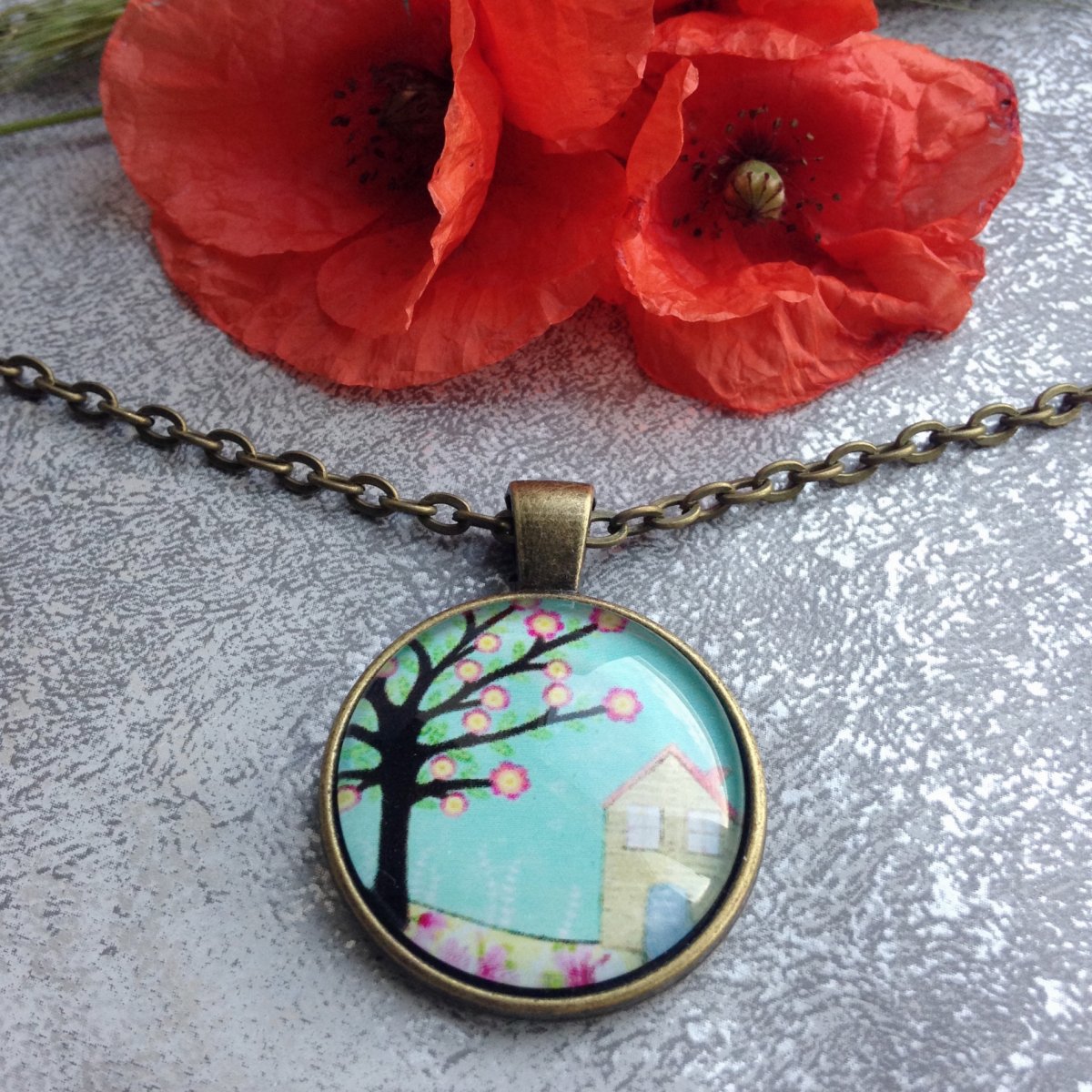 Kvetoucí strom - mosazný přívěsek