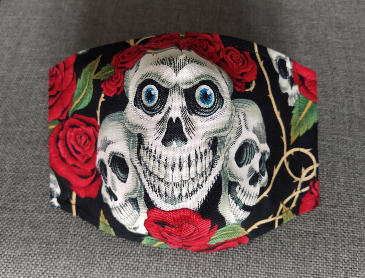 Rouška Rose Tattoo  ALEXANDER HENRY