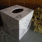 Krabička na kapesníky - krása dřeva s reliéfy výprodej