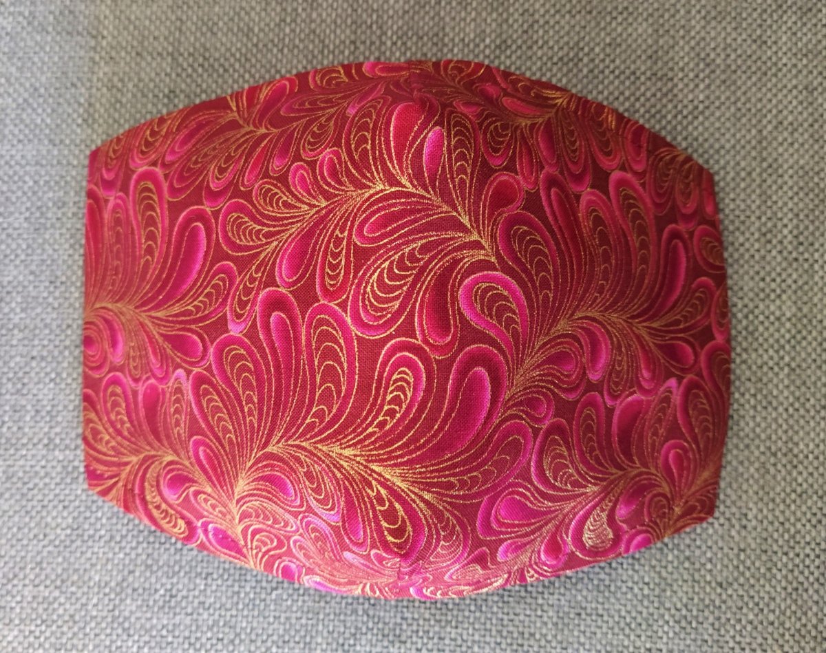 Rouška Designová Pštrosí pera Zlatotisk