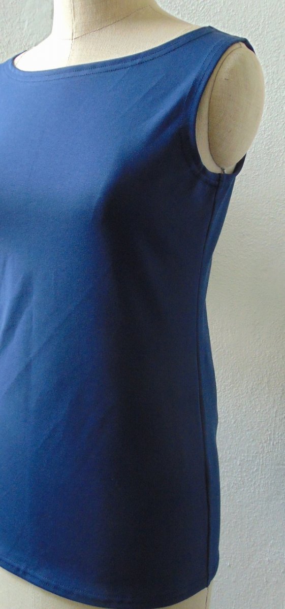 Top s lodičkovým výstřihem - barva tmavě modrá (bavlna)