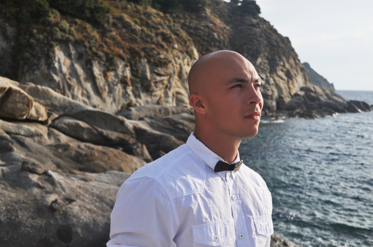 Dřevěný ohýbaný motýlek dubový