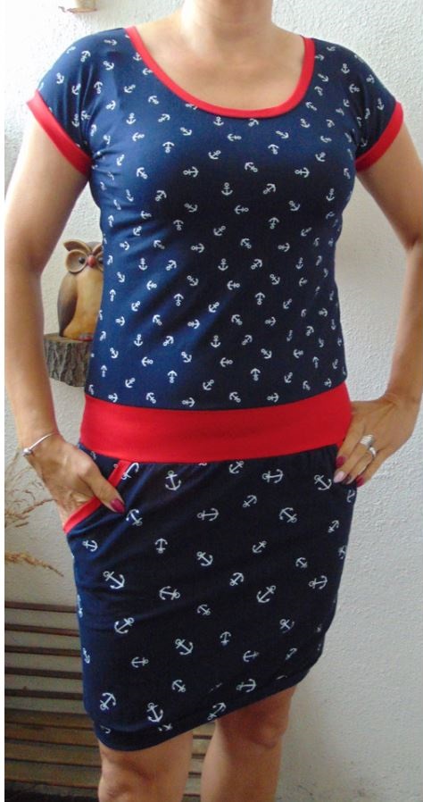 ŠATY MALÉ A VELKÉ KOTVIČKY XS - XXXL