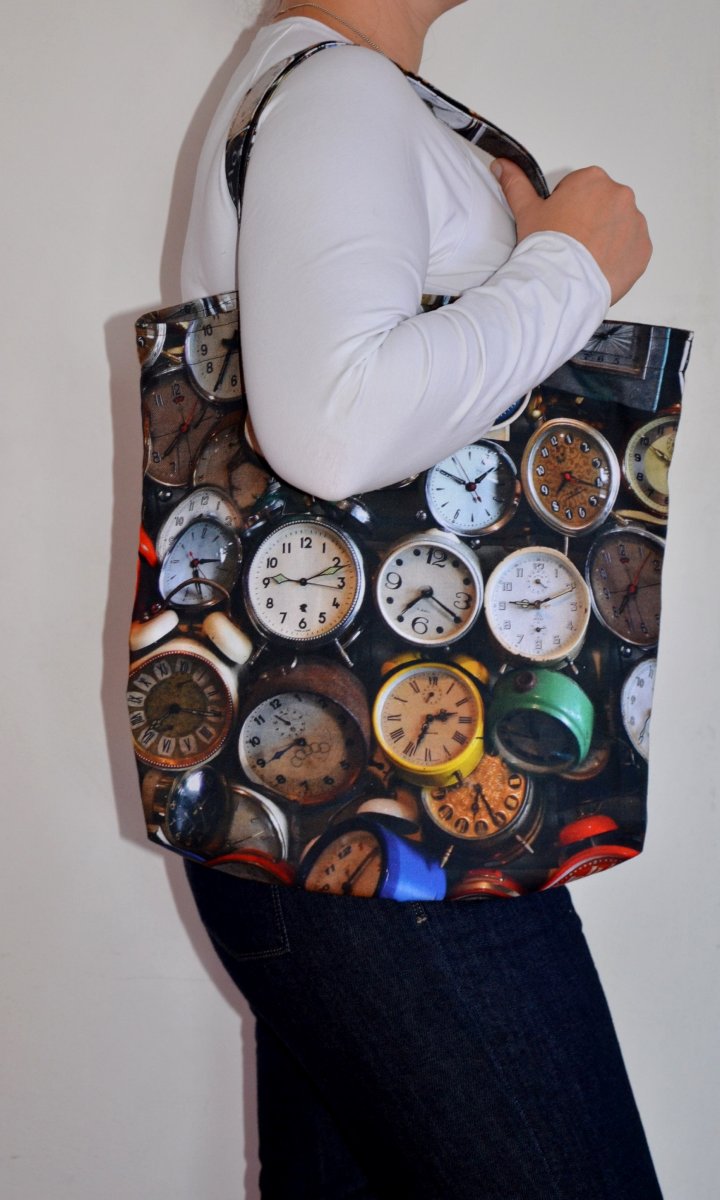 Taška přes rameno s budíky