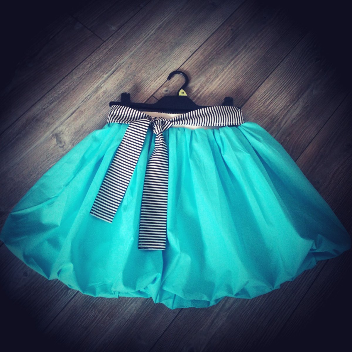 Delší BALONKA s páskem 