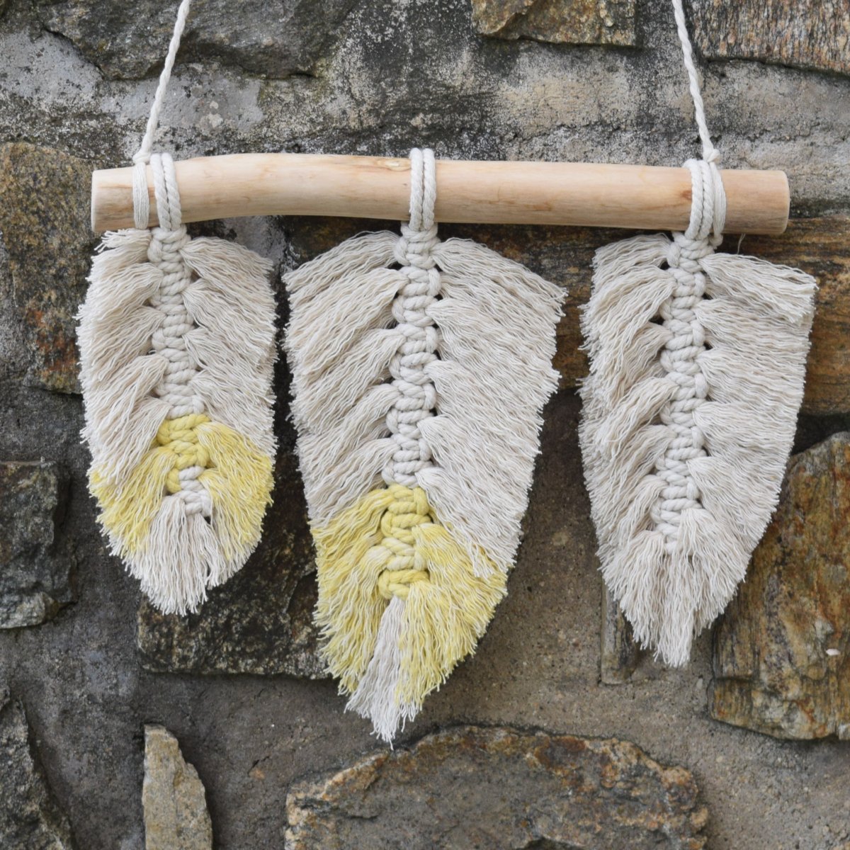 Peříčka se žlutou II.