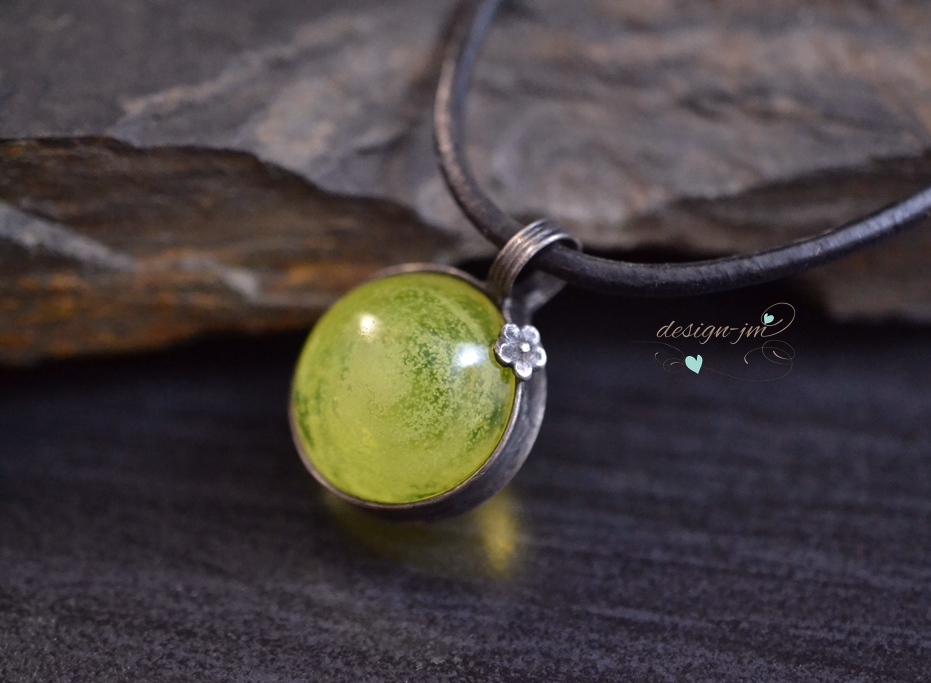 Svítící kulička....