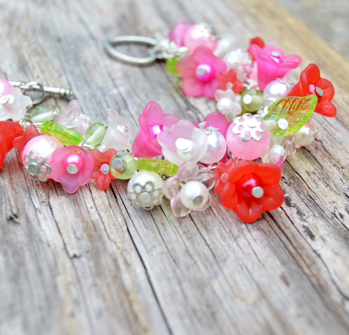 Jarní rozkvetlá louka - náramek