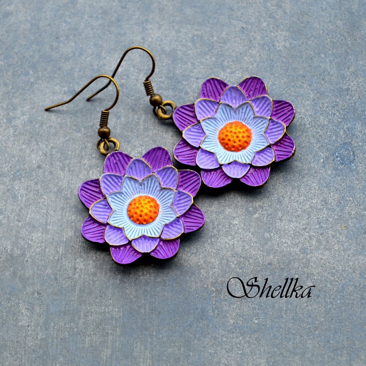 Náušnice ,,WATERLILIES,, fialové