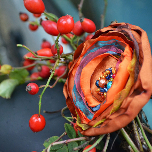 Brož i květ do vlasů Podzim