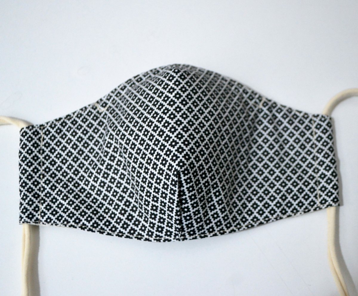 Rouška dámská 2 vrstvy+kapsa -šňůrky