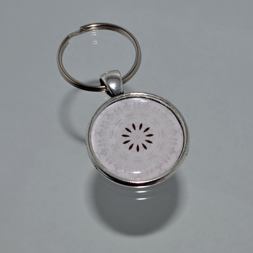 Klíčenka - bílá mandala