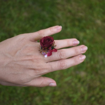 prstýnek s tajemstvím růže