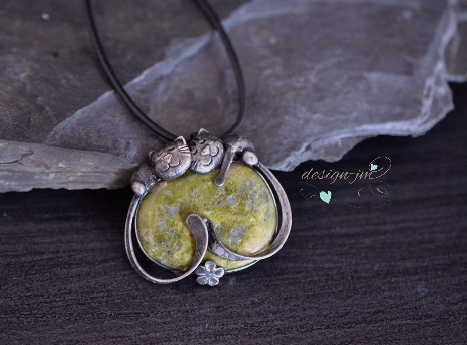 Ospalá koťata - stichtit a serpentin