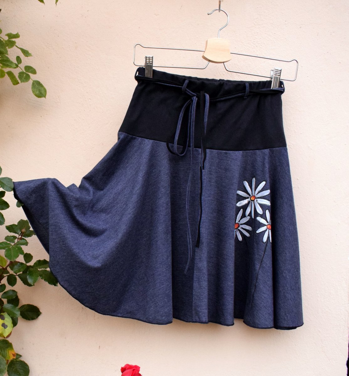 Modrošedá kopretinová, kolová větší