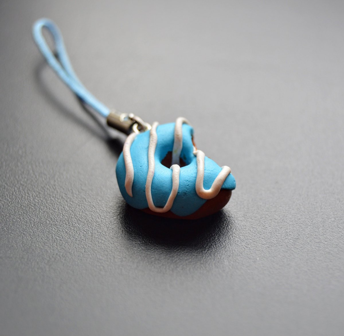 Modrý donut - přívěšky na klíče