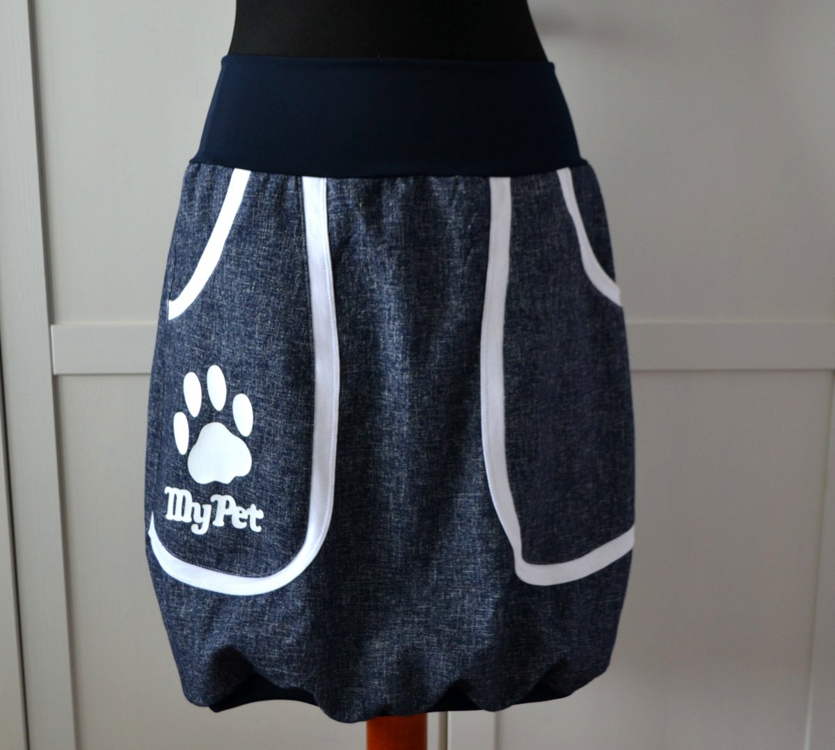 Sukně s tlapkou