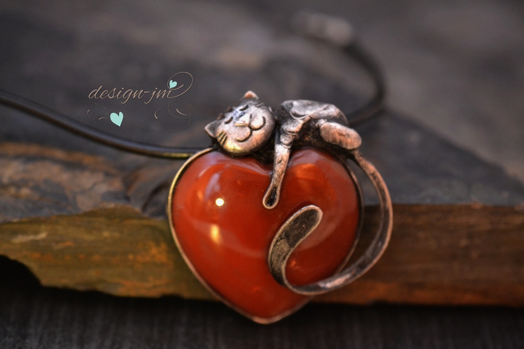 Ospalé kotě - karneol