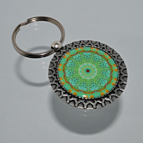 Přívěsek na klíče - mandala v zelené barvě