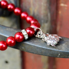 Elegantnost s beruškou - náramek