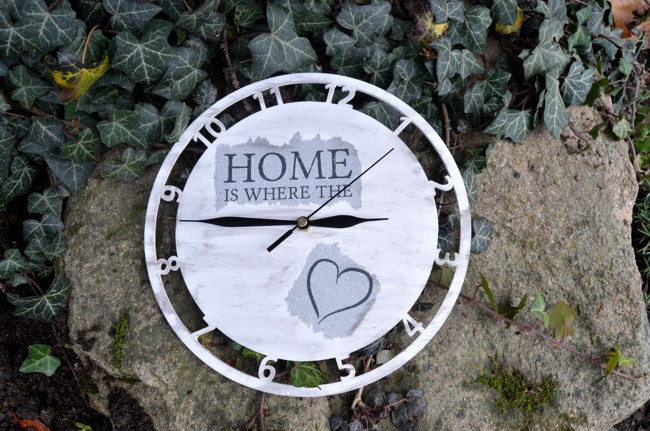 Hodiny HOME