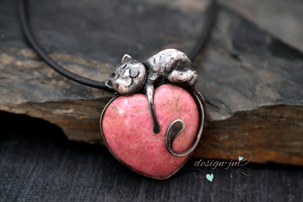 Ospalé kotě - rodochrozit