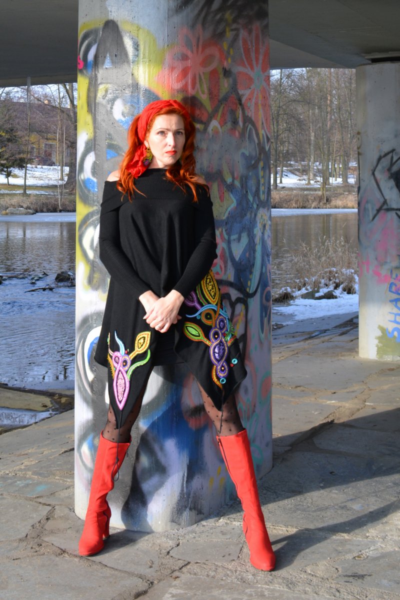 N.L.B. Ponchos Double Trianglos