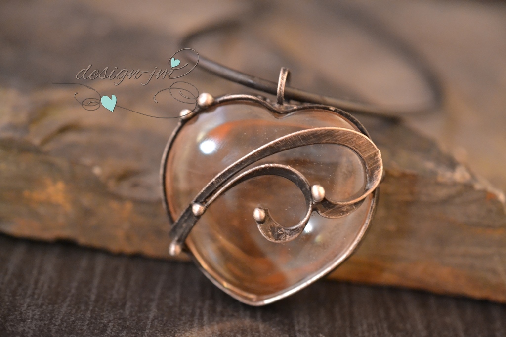 Srdíčko - záhněda