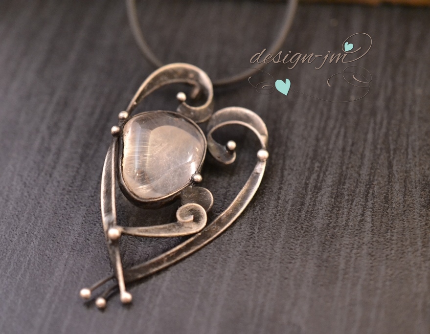 Srdíčko s křišťálem