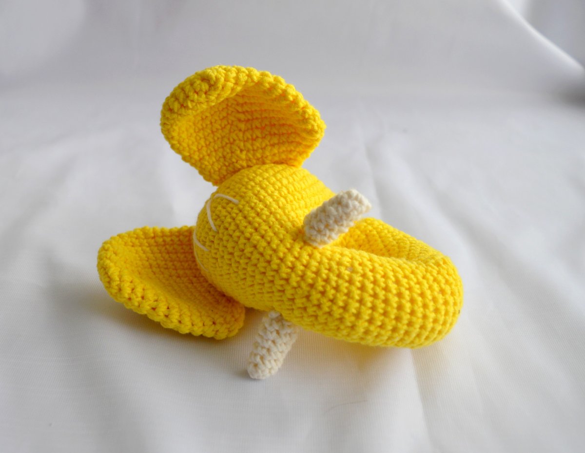 Háčkované chrastítko