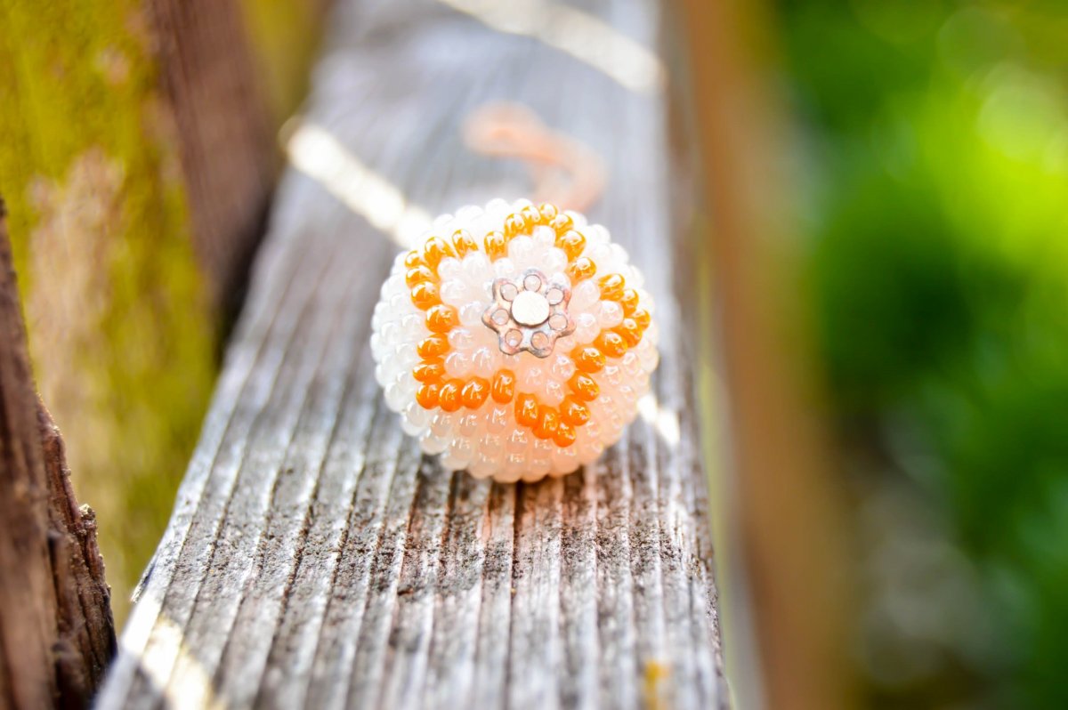 Oranžová hvězdička - přívěšek na klíče, batoh...