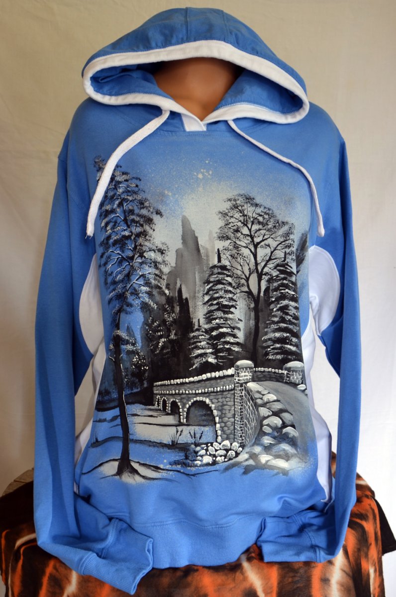 Modrá mikina Kamenný most