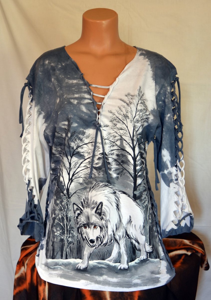 Šedé prostříhané tričko s vlkem