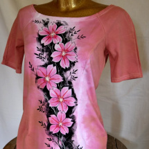 Růžové šaty s květy