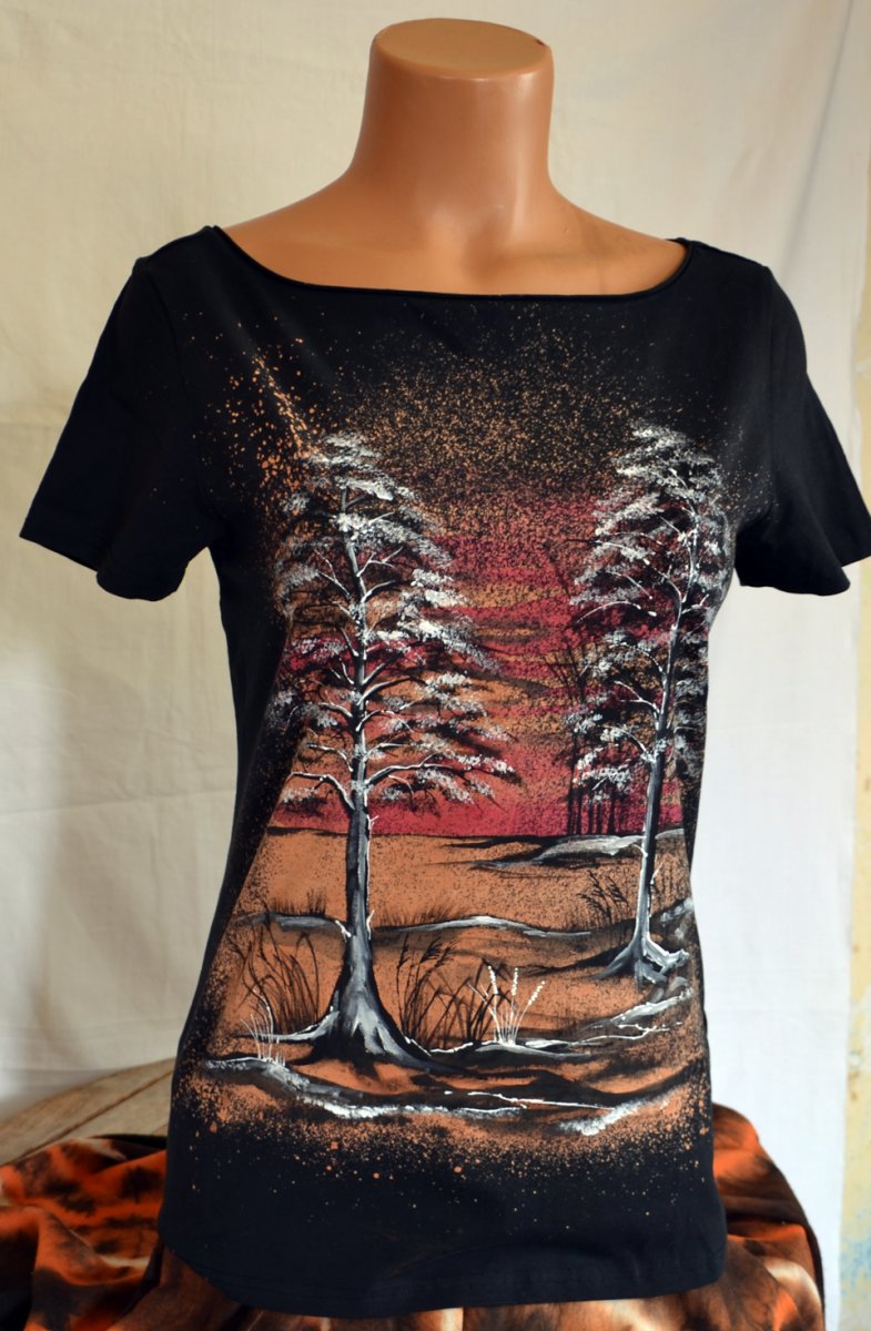 Černé tričko s krajinkou