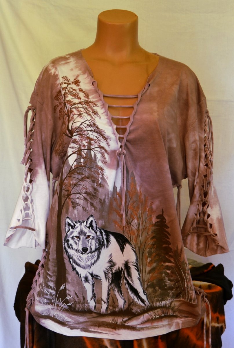 Hnědé prostříhané tričko s vlkem