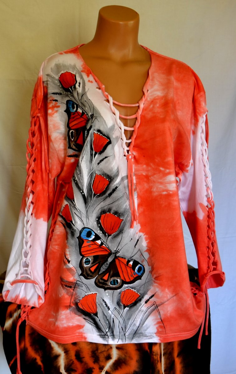 Červené prostříhané tričko s babočkami, M