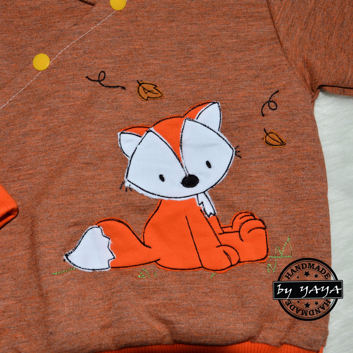 Mikina s výšivkou, velikost 74