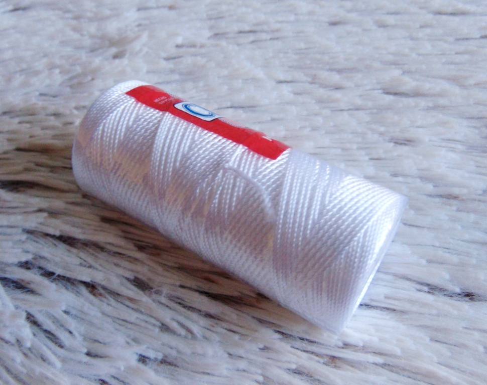 Nitě Hilo macramé bílá 4m