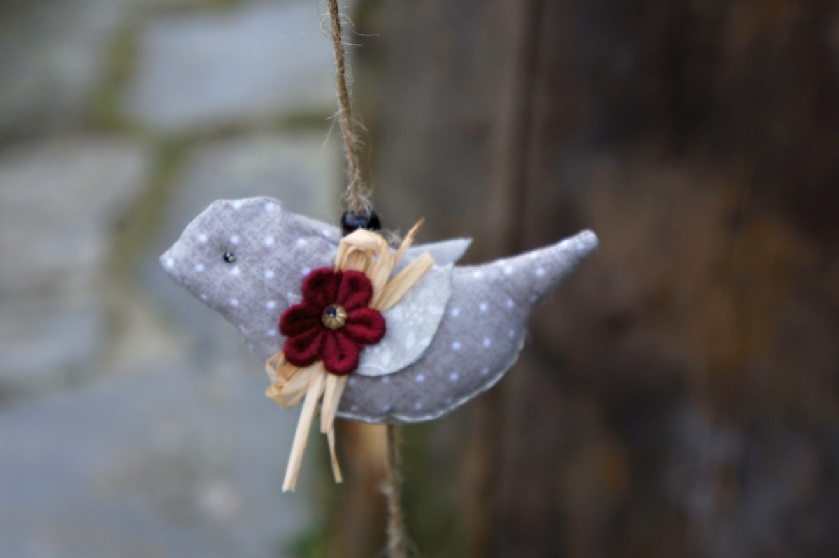 Jarní závěs s ptáčkem
