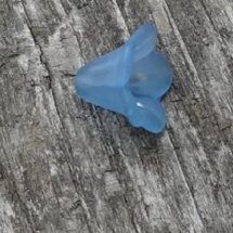 plastový korálek zvonek, 14 x 10 mm, sv. modrý, 5 ks