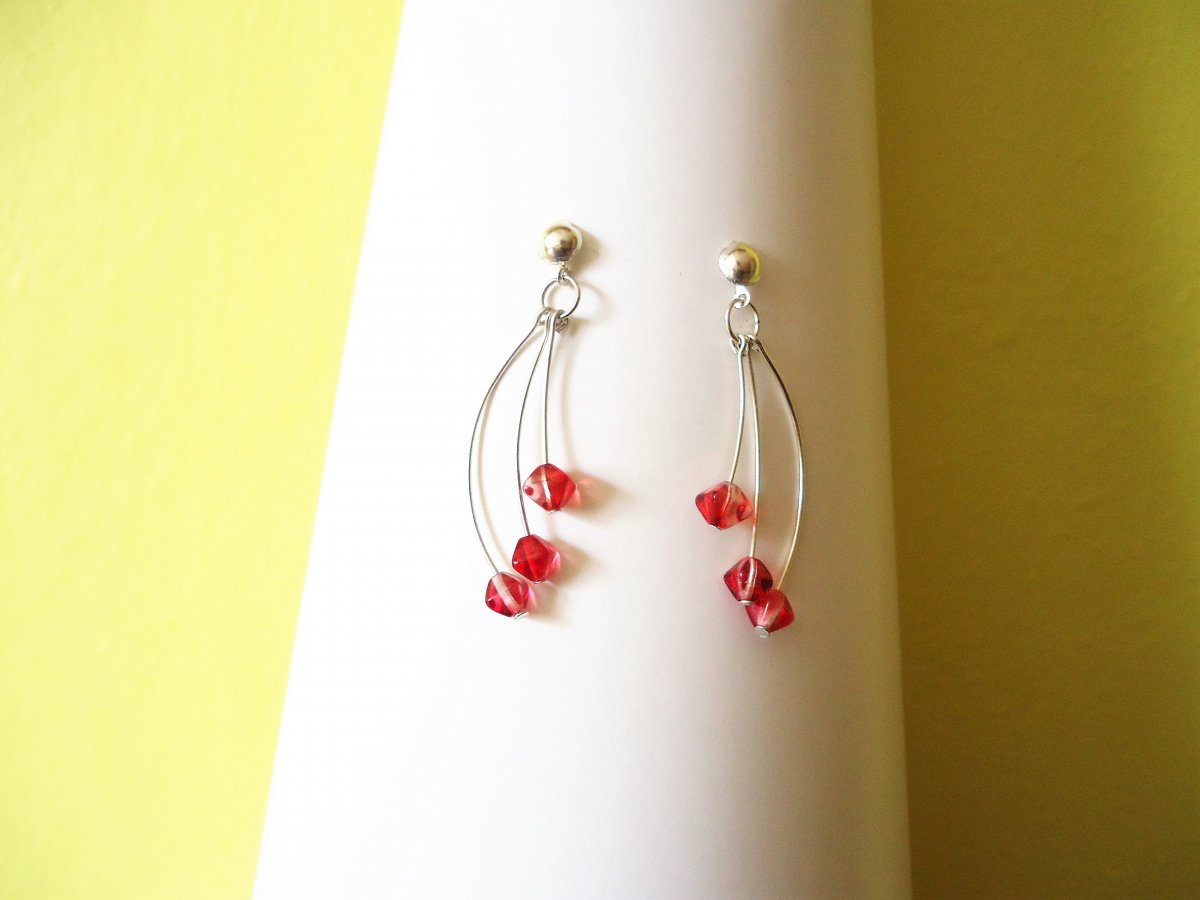 Keltované náušnice červené