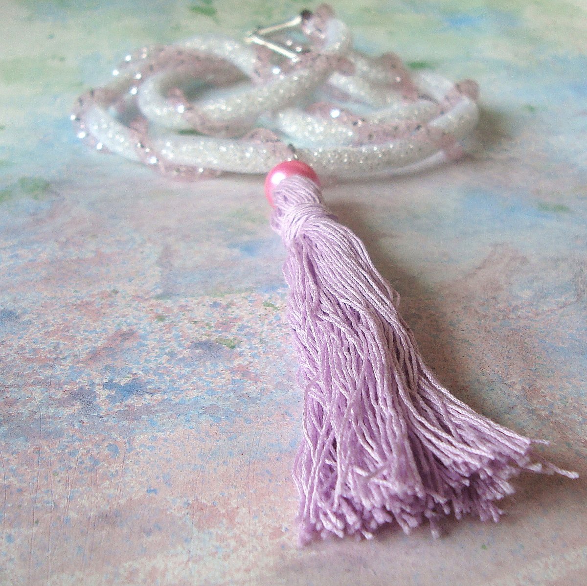 Dutinkový náhrdelník v růžové