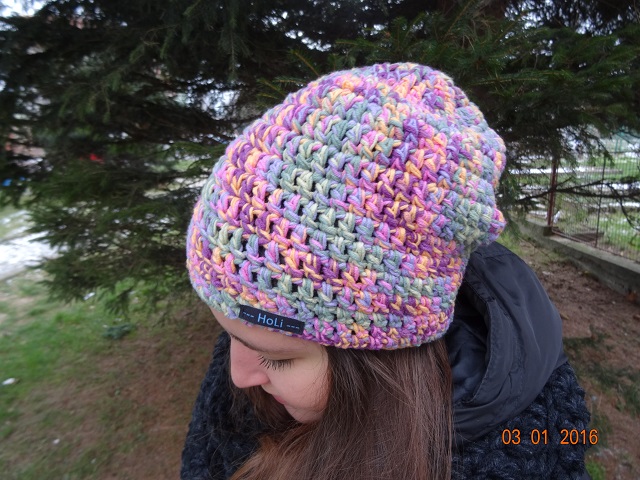 Melírová spadlá čepka