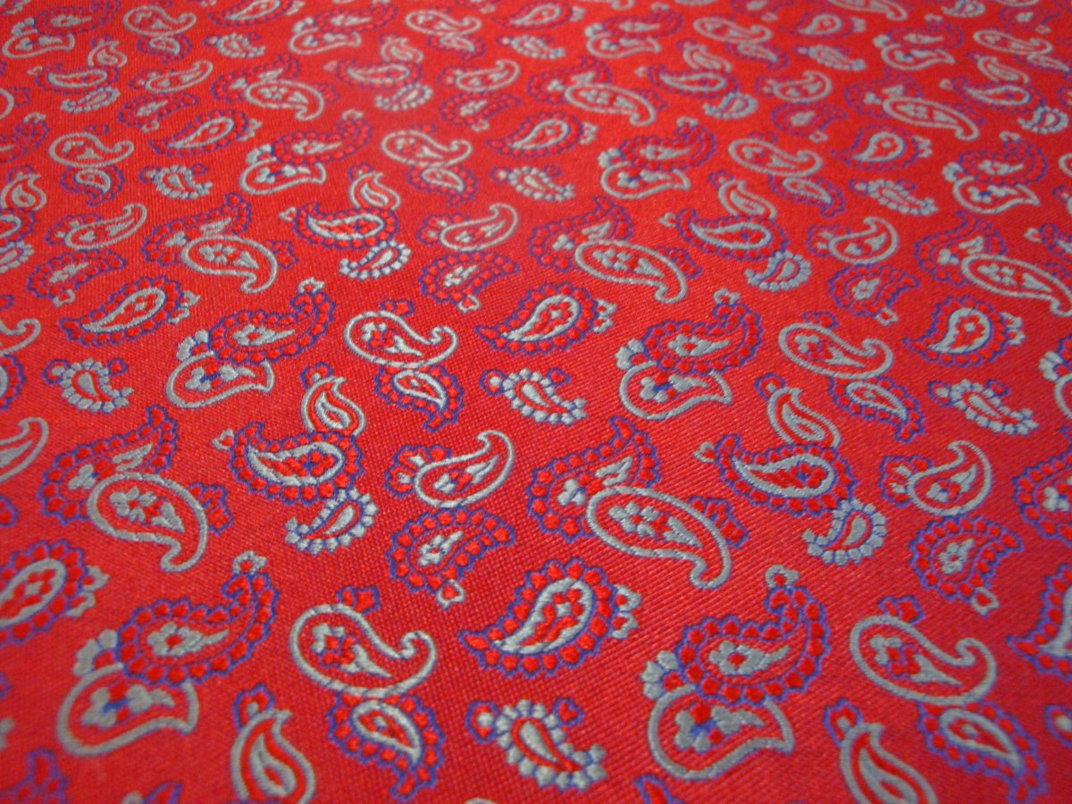 Kravatové hedvábí